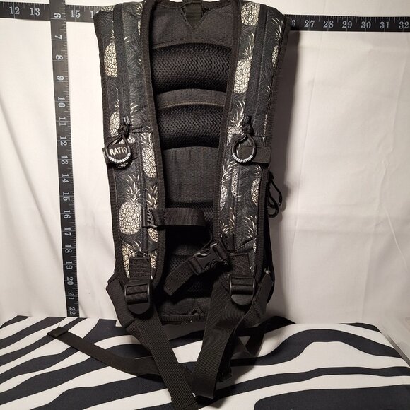 *SALE*Vibedration Hydration Backpack w/o bladder w/ Hat & Bag, blk wht pineapple main image 4